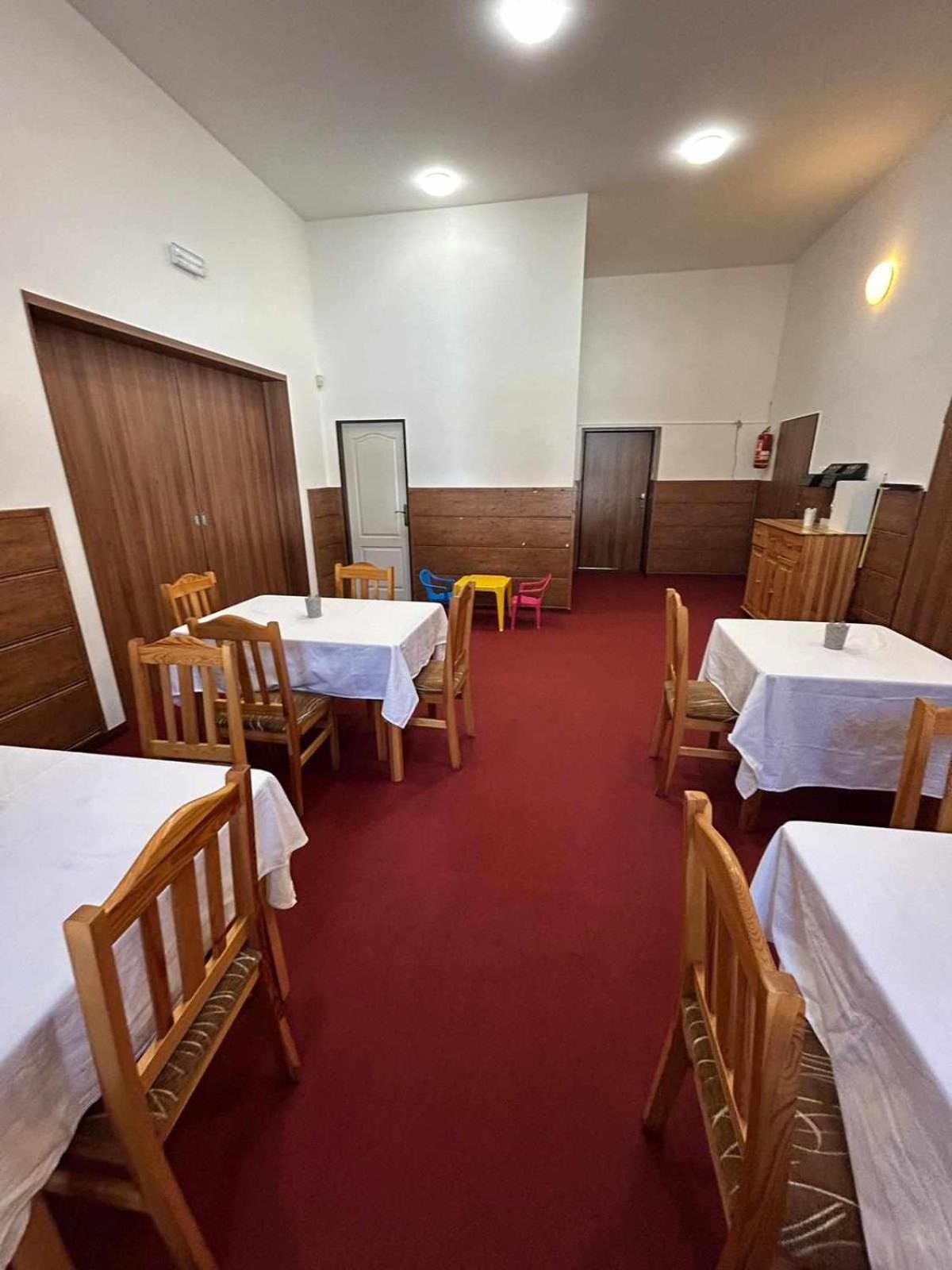 Penzion A Restaurace Na Salasi Hutisko Eksteriør billede